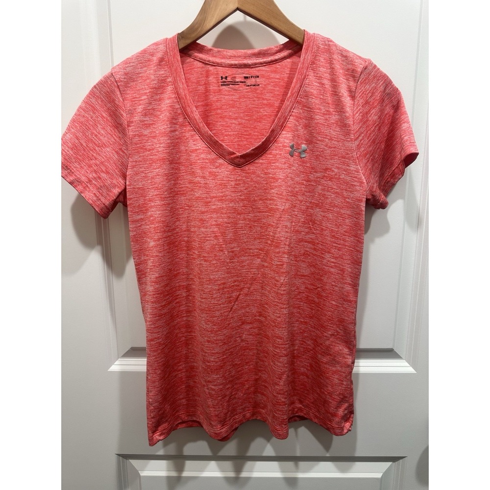 Under‎ Armour Coral Vneck Tee Small